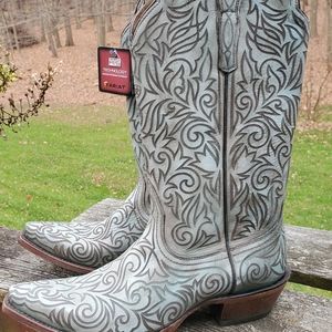 Ariat leather cowboy boots "Stonewashed"